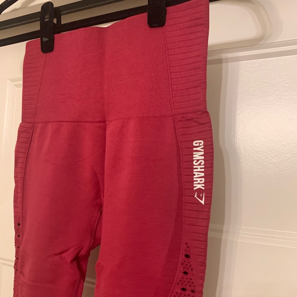 Red Gymshark leggings
